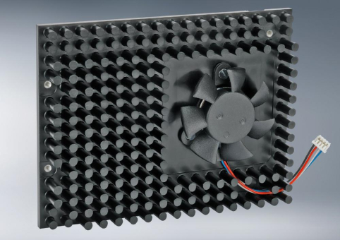 Chip Kühler HXB100 entwärmt mehrere Bauteile gleichzeitig