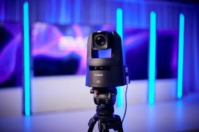 Canon schließt Vertriebspartnerschaft mit Exertis Pro AV in Deutschland