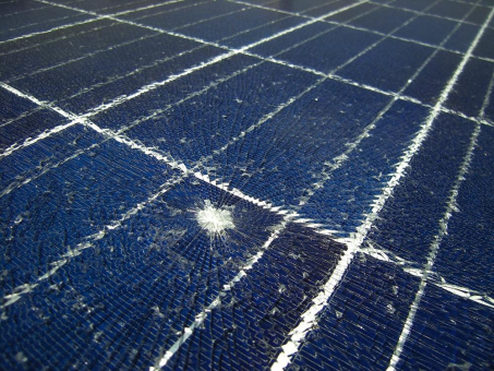 Sorgenfreie Solarenergie mit Photovoltaik-Versicherung