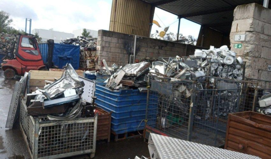 Mit dem Schrotthändler Frechen ist es einfach, Metallschrott loszuwerden
