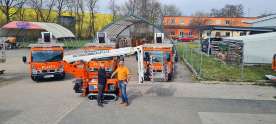 FLOTT Arbeitsbühnen GmbH erweitert ihren Fuhrpark um eine RUTHMANN BLUELIFT C13