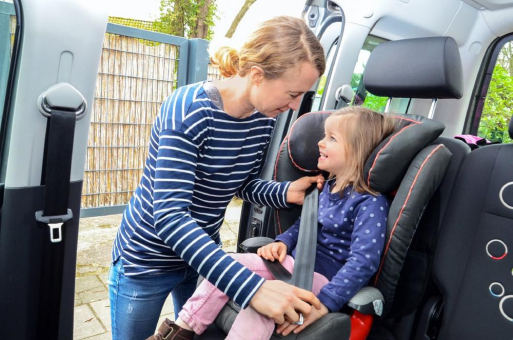 Auto: Kinder immer richtig sichern