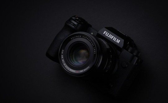 Herausragende Bildqualität – die spiegellose Systemkamera FUJIFILM X-H2 mit 40,2 Megapixel-Sensor und 8K-Video