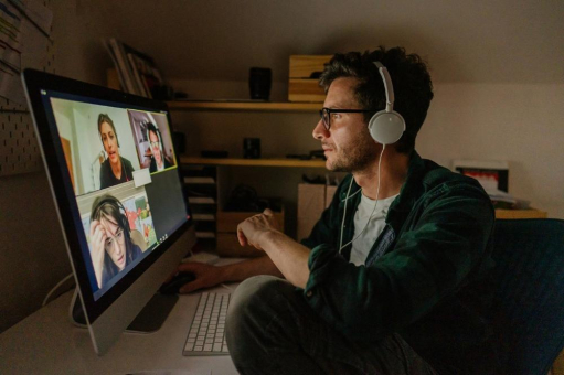 Cloud-Technologie überwindet Kontaktverbote - Vertrieb im Home Office