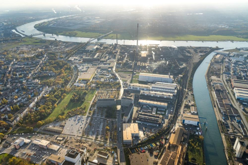 Drehscheibe für erneuerbare Energien: duisport und Koole planen Lagerung und Umschlag von flüssigen Massengütern im Duisburger Hafen