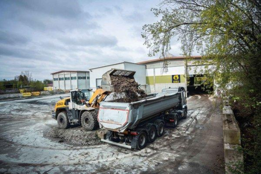 Nachhaltige Entsorgung: Bauer Resources bringt neues Bodenreinigungszentrum nach Weilheim