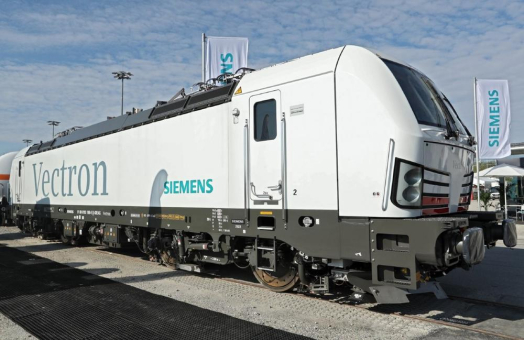 40 neue Lokomotiven für den intermodalen Transport