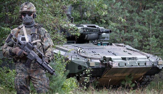 Großauftrag für die deutsche heerestechnische Industrie: Bundeswehr bestellt 50 weitere Schützenpanzer Puma