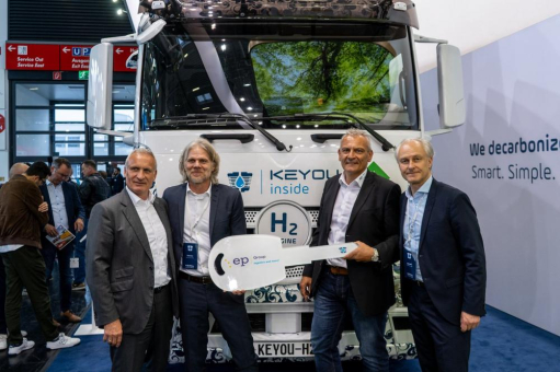 Der Wasserstoffmotor kommt – KEYOU vergibt ersten Pionier-Lkw an die Logistikgruppe EP-Trans