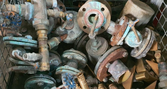 Schrott und Autoteileankauf in Remscheid: Machen Sie Ihr Schrott zu Geld