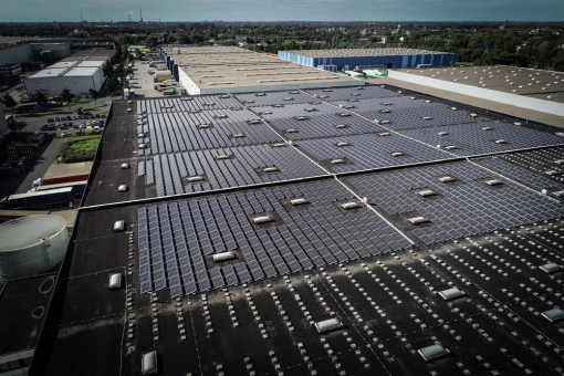 duisport und DVV bauen Erzeugung erneuerbarer Energie im Duisburger Hafen aus