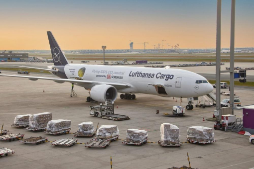 Lufthansa Cargo bindet DB Schenker-Stationen weltweit über API-Buchungsschnittstelle an