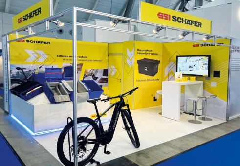 Li-Ion-Akkus und Komponenten sicher transportieren - SSI SCHÄFER Plastics überzeugt mit variantenreichem Lösungsangebot auf der BATTERY SHOW 2023