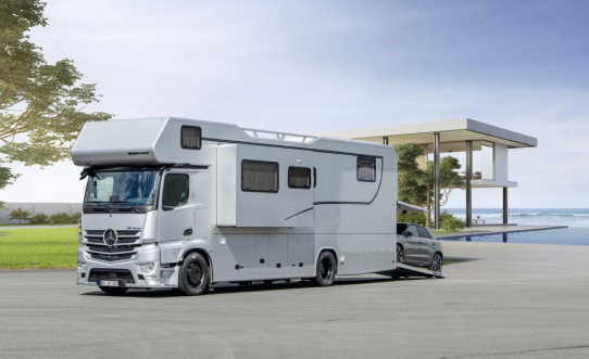 VARIO Alkoven 1100 auf MB Actros 1846 LL