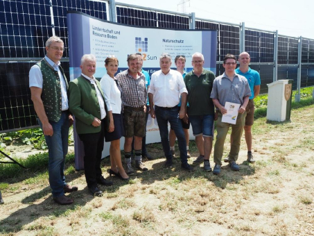 Erste vertikale Agri-PV Großanlage Österreichs in Gabersdorf eröffnet