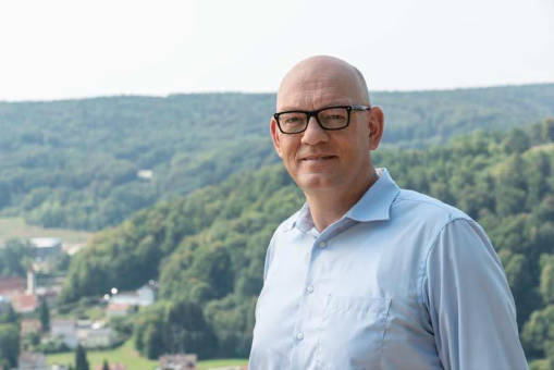Klaus Steiner als Verbandsvorsitzender der Bayerischen Energie- und Wasserwirtschaft wiedergewählt