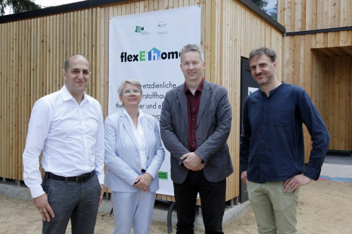 HPS weiht erstes netzdienliches Solar-Wasserstoffhaus ein