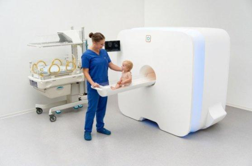 Erstmals vollwertiges MRT für Neugeborene und Kleinkinder