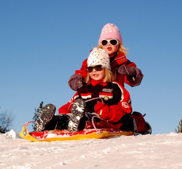 Der Winter naht: Kinderaugen vor UV- und Infrarotstrahlen schützen