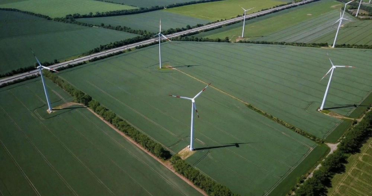 Qualitas Energy entwickelt 12 Windparks mit lokalem Partner in Süddeutschland