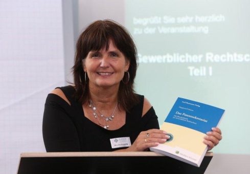 Monika Huppertz – den Durchblick im gewerblichen Rechtsschutz mit Leidenschaft vermittelt