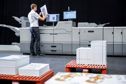 Mit neuer Versafire vertieft HEIDELBERG die Integration von Digital- und Offsetdruck