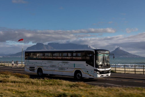 Nachhaltige Mobilität für alle: Erster MAN eBus in Afrika ausgeliefert