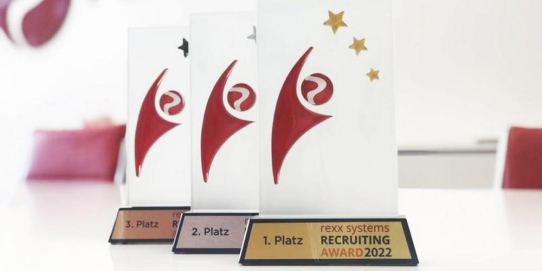 Mitmachen und gewinnen: Der rexx Recruiting Award geht in die fünfte Runde