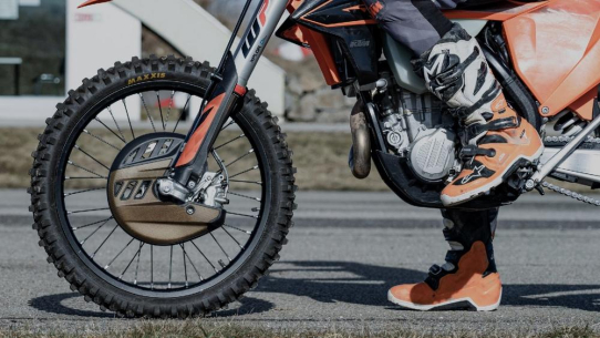 Von Alba mitentwickelte Motocross Bremsabdeckung gewinnt JEC Innovation Award