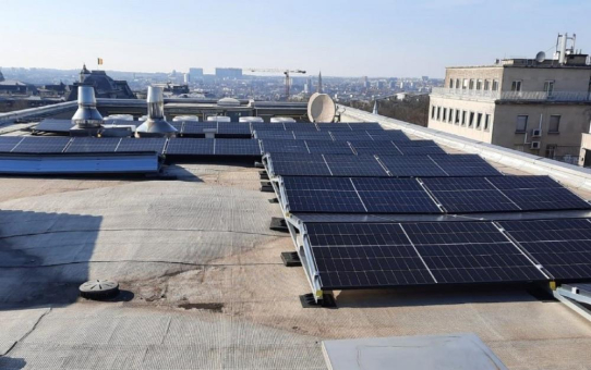 Credendo installiert Solarmodule auf Brüsseler Zentrale