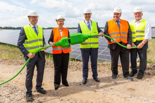 Technische Inbetriebnahme des Solarparks Zietlitz