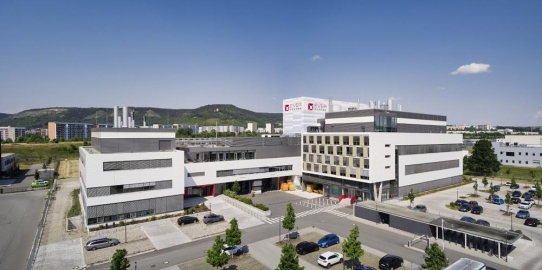 EVER Pharma weiht neues Werk in Jena ein