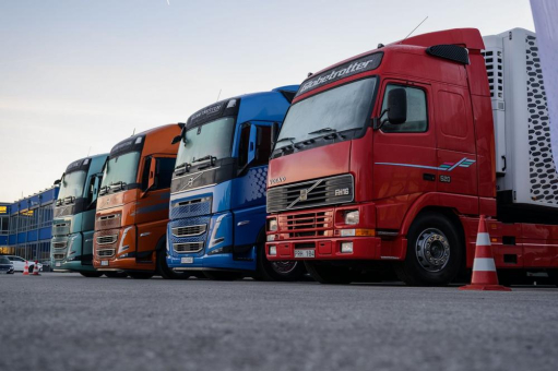 Volvo Trucks bietet die Qual der Wahl: Drei Alternativen bei Antrieben für eine nachhaltige Zukunft im Straßengüterverkehr