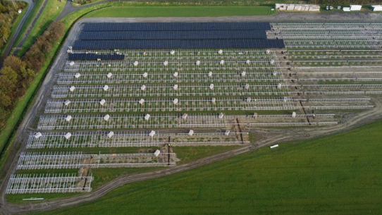 GOLDBECK SOLAR sichert Finanzierung in Höhe von 13 Millionen Euro für zwei Solarparks in den Niederlanden