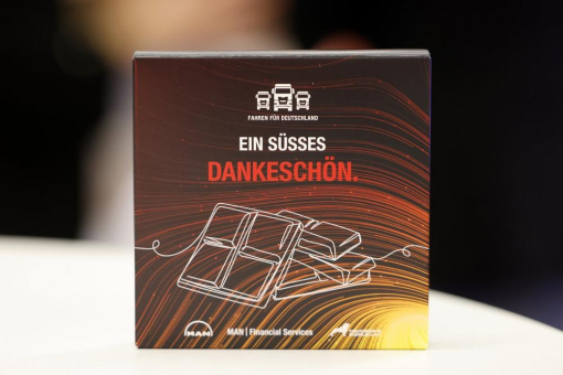 Danke-Aktion der Initiative „Fahren für Deutschland“ mit 66.000 Ritter Sport Schokoladentafeln