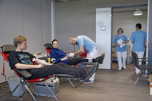 Erste externe Blutspendenaktion des Universitätsklinikums Jena seit der Corona-Pandemie findet bei der DAKO GmbH statt