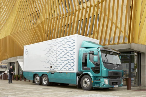 Volvo FE jetzt mit 350 PS