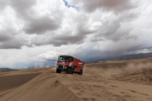 Rally Dakar 2017: Vielversprechender Start für Renault Trucks mit MKR Adventure