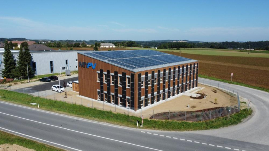 my-PV eröffnet erstes solarelektrisches Firmengebäude Österreichs