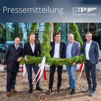 STP AG: STRABAG Real Estate krönt Gläserne Softwarefabrik Karlsruhe mit Richtkranz