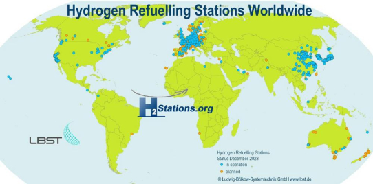 Europa passt seine wachsende Infrastruktur von Wasserstoff-Tankstellen für die Betankung schwerer Nutzfahrzeuge an