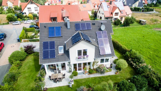 Die perfekte Kombination: Bosch Wärmepumpe und SunPower Solar