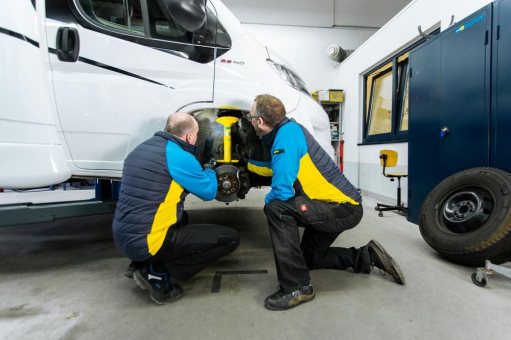 BILSTEIN macht Werkstätten fit für das Stoßdämpfer-Zusatzgeschäft bei Campern