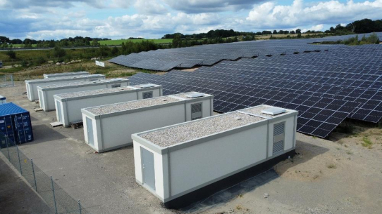 Hamburger Energiewerke erwerben Mehrheitsanteil an zwei Freiflächen-Photovoltaik-Parks nahe Schwerin
