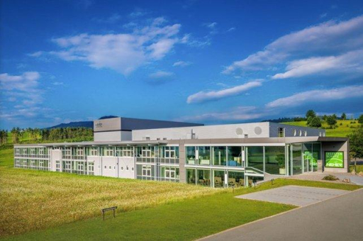 Neher Systeme setzt auf PIM/MAM-Lösung mit SDZeCOM