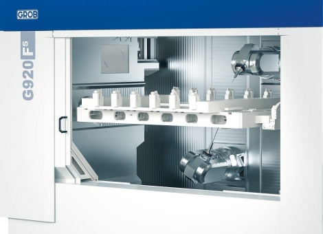 GROB präsentiert das Bearbeitungszentrum G920F5 für Mega- und Giga-Castings