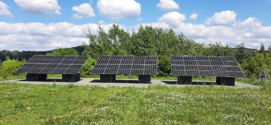 Revolution aus Gabionen: Solarprojekt Bokel nutzt erstmals PV-Flächen im Wasserschutzgebiet