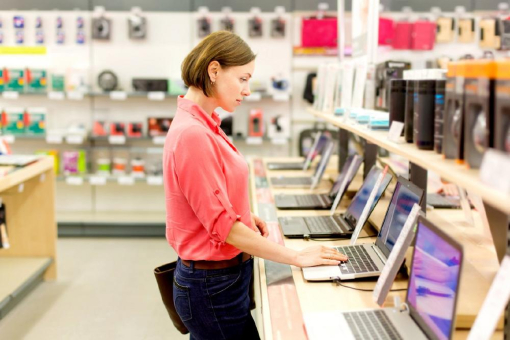 Verbrauchererwartung auf Allzeithoch – nur 28 % der Unternehmen halten Schritt