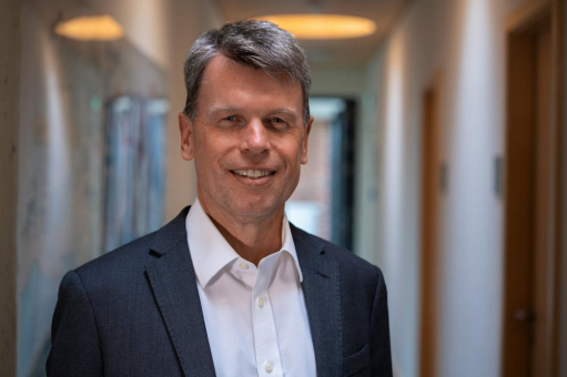 Caspar Baumgart bis 2030 als WEMAG-Vorstand bestätigt