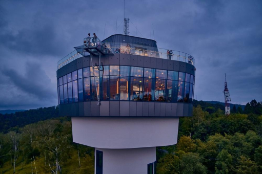 Gemeinsam für den Erhalt der Artenvielfalt – Schutz für unsere Vögel mit Pilkington AviSafe™